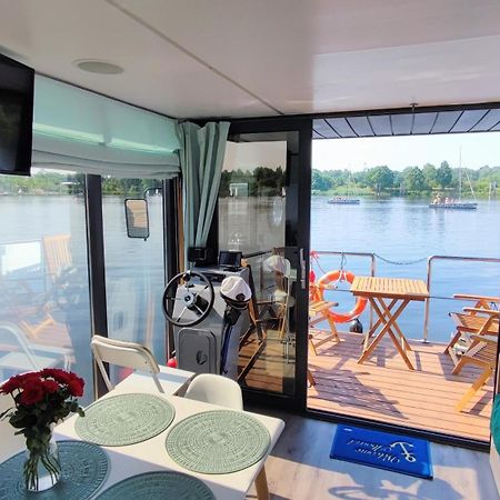 Houseboat Water Boy Apartament Plywajacy Dom Na Wodzie Lodz Apartment Wroclaw Exterior photo
